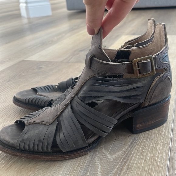 Freebird By Steven Sandals - Picture 3 of 6